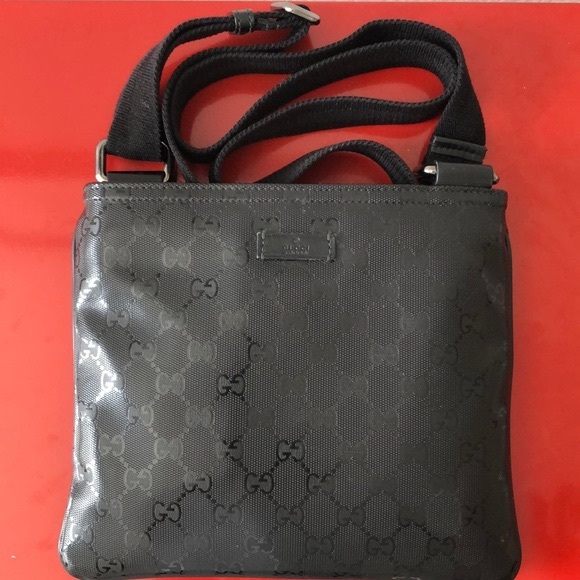 Gucci Black Messenger Bag with Signature Monogram - Picture 1 of 3